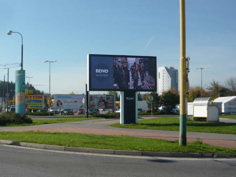 Reklamný Billboard v centre mesta.